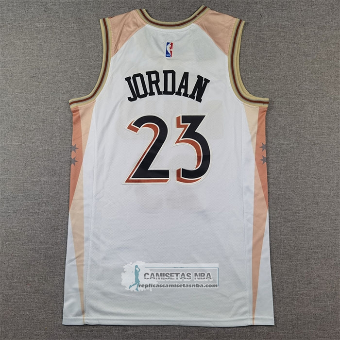 Camiseta Chicago Bulls Michael Jordan NO 23 Ciudad 2024-25 Blanco